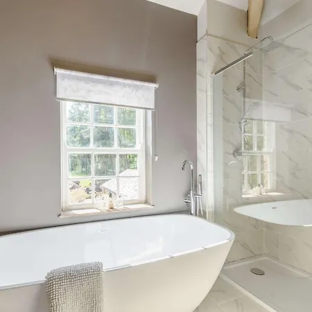 1 Bed In 82337 Kirkby Fleetham